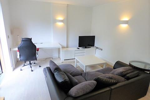 1 bedroom flat to rent, Triangle Apartments, Manchester Road, Docklands E14