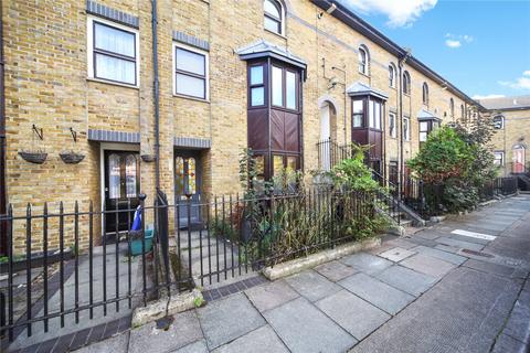 3 bedroom terraced house to rent, Morton Road, Islington, Canonbury, London, N1