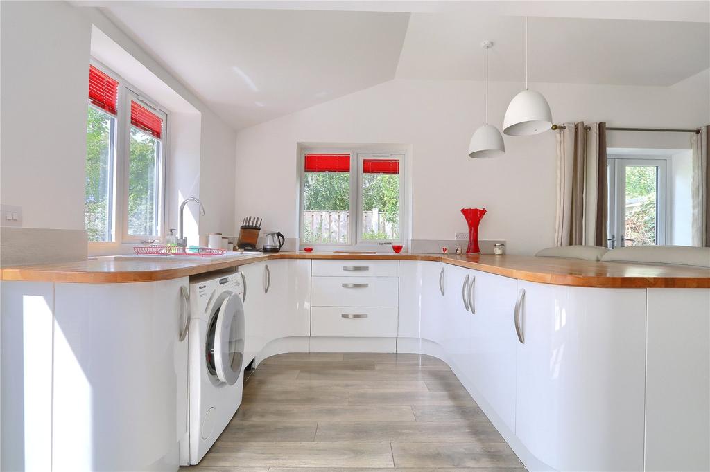 Willowbank, Coulby Newham 2 bed semidetached bungalow £149,950