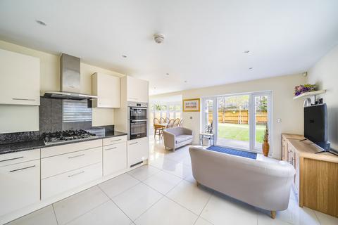 5 bedroom detached house for sale, Colnhurst Road, Nascot Wood, Hertfordshire