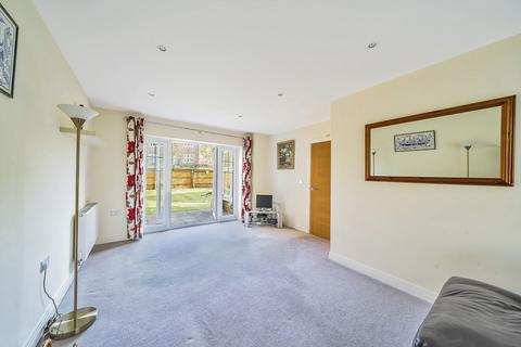 5 bedroom detached house for sale, Colnhurst Road, Nascot Wood, Hertfordshire