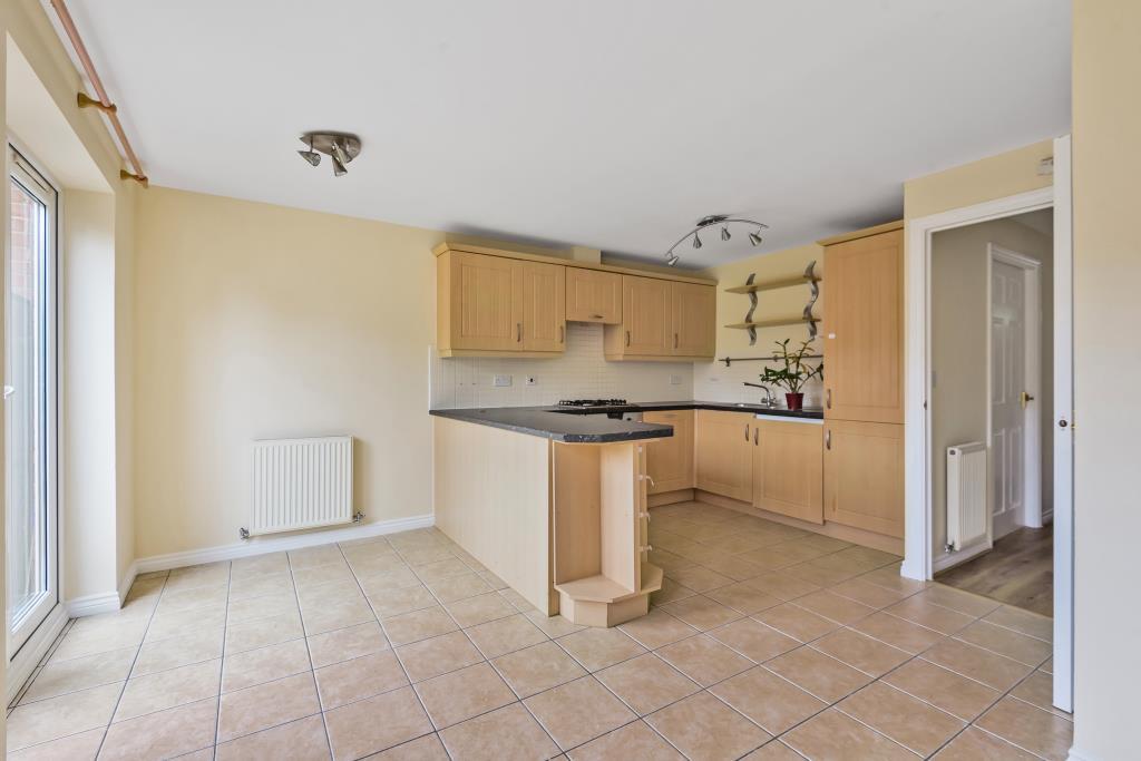 Kitchen/Dining Area