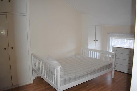 2 bedroom flat to rent, Swiss cottage , NW6