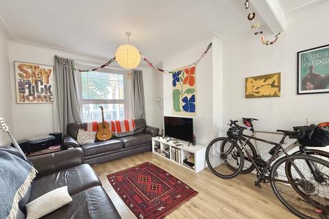4 bedroom terraced house to rent, New Cross Road,  New Cross, SE14