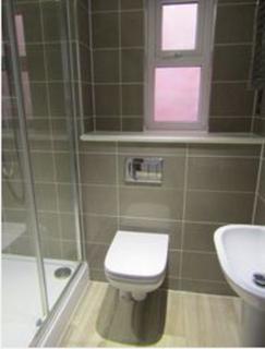 Studio to rent, High Road, Southampton