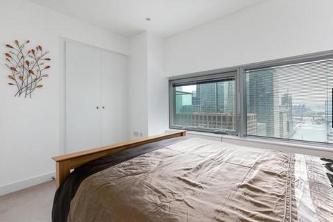 2 bedroom flat to rent - Landmark Building, West Tower, Canary Wharf, Westferry Circus, Canary Riverside, London, England, E14 9AL