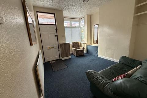 2 bedroom terraced house to rent, Harcourt Street Shelton Stoke On Trent Staffordshire