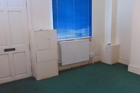 2 bedroom terraced house to rent, Lovatt Street, Stoke-On-Trent