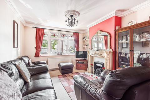 142 Devonshire Road, Hornchurch, RM12 4LW