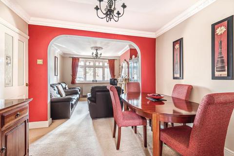 142 Devonshire Road, Hornchurch, RM12 4LW
