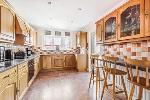 142 Devonshire Road, Hornchurch, RM12 4LW