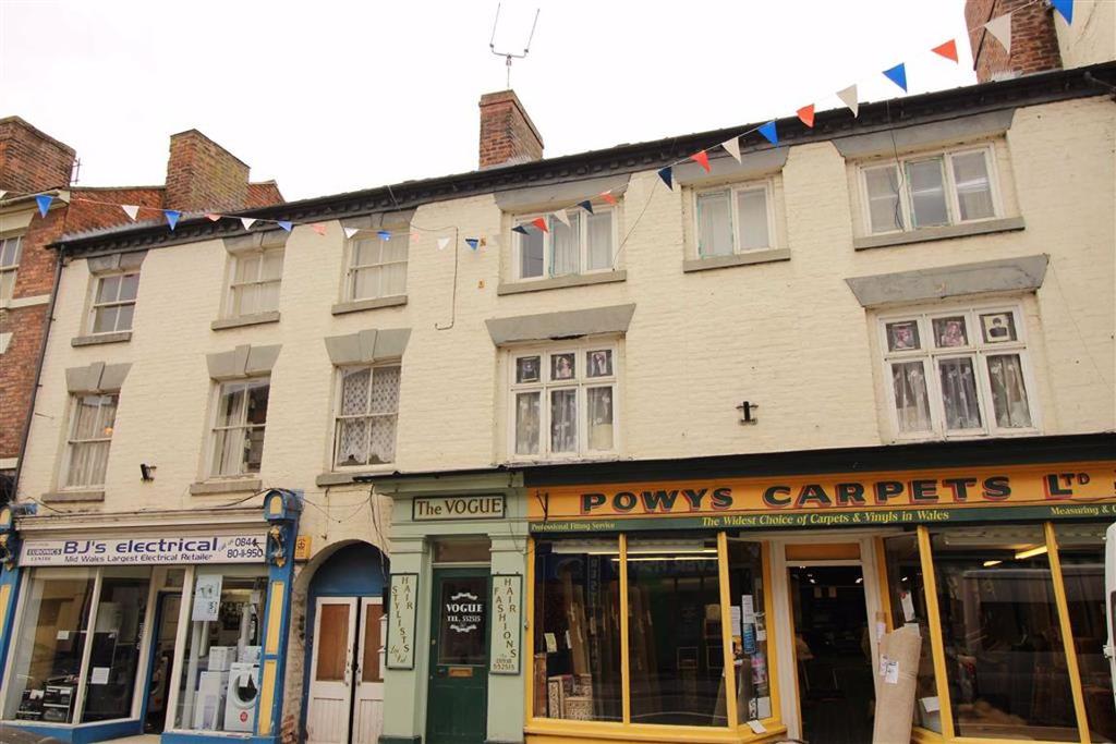 Flat 2, 16/17, Berriew Street, Welshpool, Welshpool, Powys, SY21 2 bed