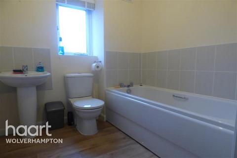 3 bedroom semi-detached house to rent, Hendon Avenue, Wolverhampton