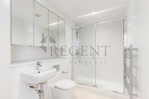 1 bedroom apartment to rent, Albion Court, Albion Place, W6