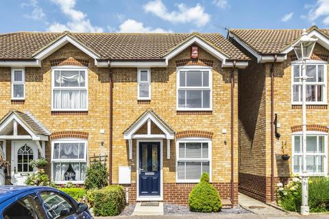 2 bedroom end of terrace house to rent, Guillemot Way,  Watermead,  HP19