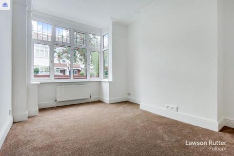 3 bedroom house to rent, Vera Road, Fulham, London, SW6