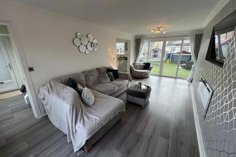 3 Heol Capel, Tonyrefail, Porth, CF39 8NN