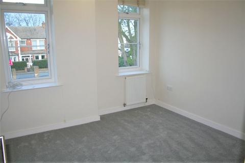 2 bedroom apartment to rent, Pickford Road, Bexleyheath