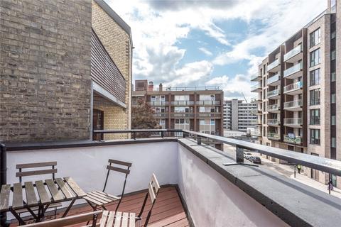 3 bedroom terraced house to rent, Dingley Place, Angel, Old Street, London, EC1V