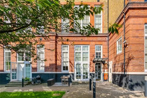 2 bedroom maisonette to rent, Wollaton House, 7 Batchelor Street, London