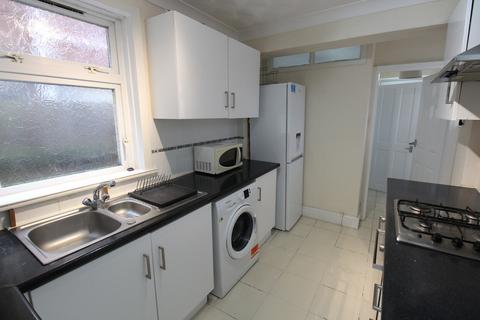 4 bedroom end of terrace house to rent, Harrison Road , Southampton