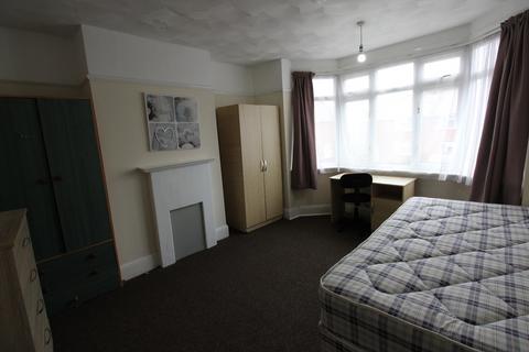 4 bedroom end of terrace house to rent, Harrison Road , Southampton
