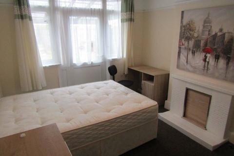 4 bedroom end of terrace house to rent, Harrison Road , Southampton