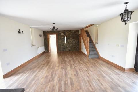 4 bedroom barn conversion to rent, New West Hall Barn, West Aberthaw, Barry CF62 4JA