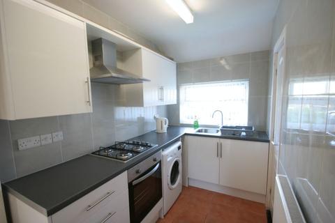 2 bedroom apartment to rent - Bangor, Gwynedd