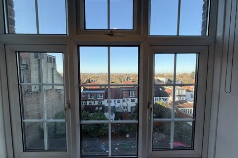 2 bedroom flat to rent, Wyatt Park Mansions, Streatham Hill, London SW2 4RN
