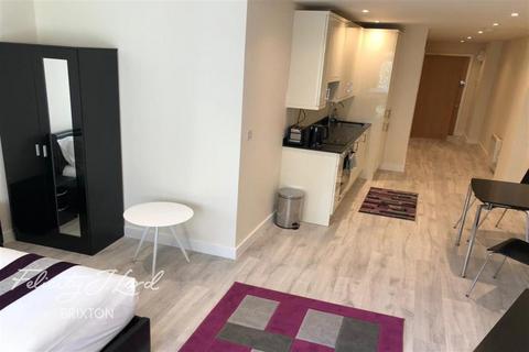 Studio to rent, Brixton Road, London