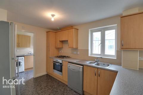 4 bedroom flat to rent, Blandamour Way, Bristol