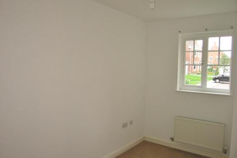 3 bedroom terraced house to rent, Haigh Park, Kingswood, Hull, HU7 3GA