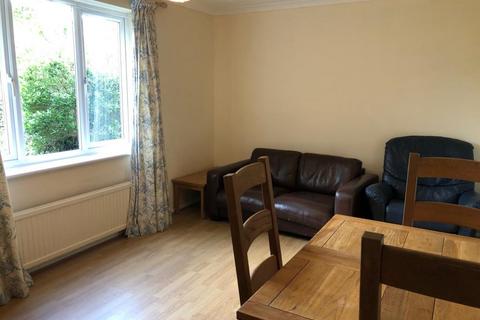 2 bedroom apartment to rent, Hernes Road,  Summertown,  OX2