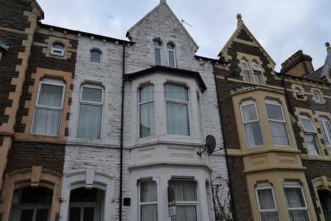 Studio to rent, Claude Road, Cardiff