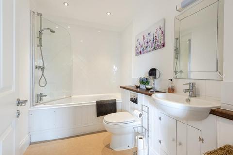 undefined, Butlers Drive,  Carterton,  OX18