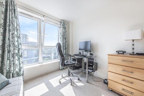 2 bedroom apartment to rent - Station Approach,  Woking,  GU22