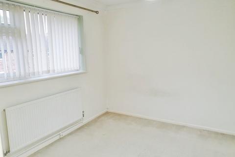 2 bedroom maisonette to rent, Halliday Close, Basingstoke RG21