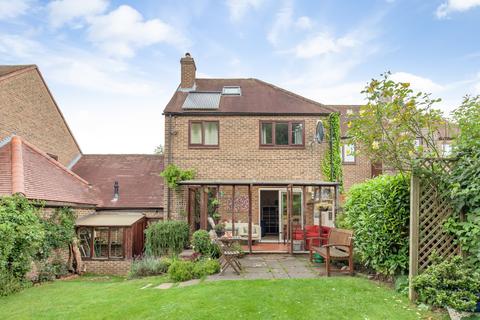 4 bedroom semi-detached house to rent - Cordrey Green, Oxford