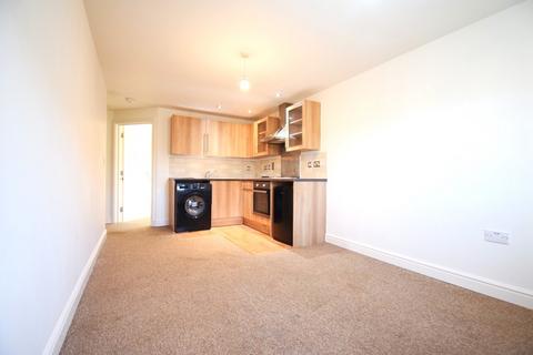 1 bedroom apartment to rent, Walsingham Close, Bedford MK42