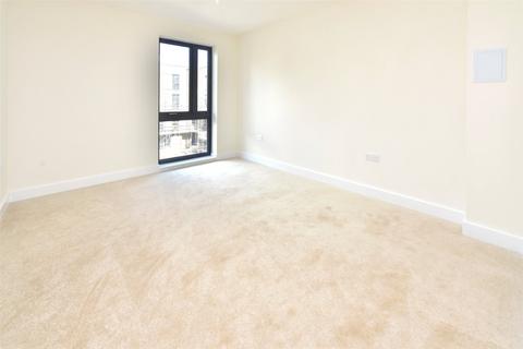 2 bedroom flat to rent, Salter Road, London SE16