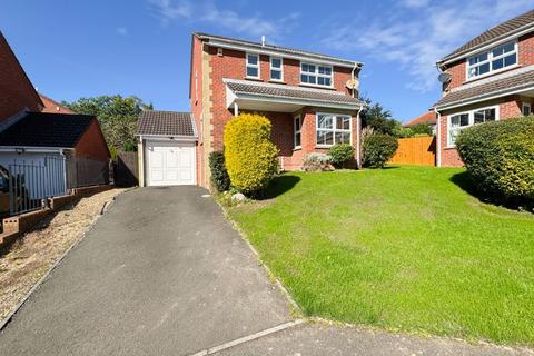 3 bedroom detached house to rent, Beechwood, Rowlands Gill