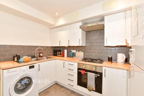 3 bedroom townhouse for sale, Queens Courtyard, Dover, Kent