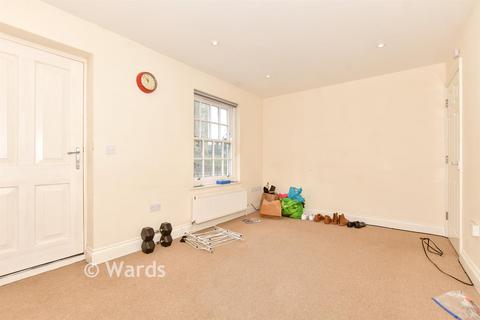 3 bedroom townhouse for sale, Queens Courtyard, Dover, Kent