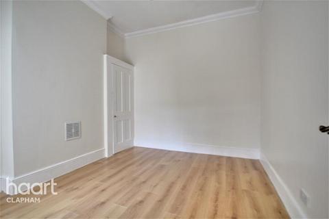 1 bedroom apartment to rent, Tremadoc Road, London