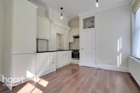 1 bedroom apartment to rent, Tremadoc Road, London