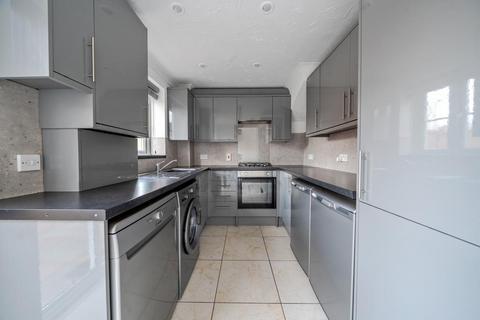 undefined, Tamar Way,  Didcot,  OX11