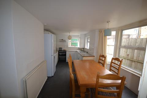 4 bedroom terraced house to rent, Wrigglesworth Street,  New Cross, SE14