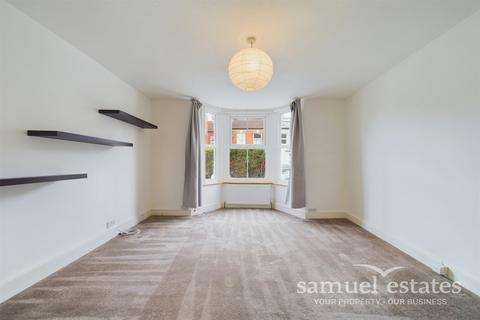 3 bedroom terraced house to rent, Ferrers Road, Streatham, London, SW16