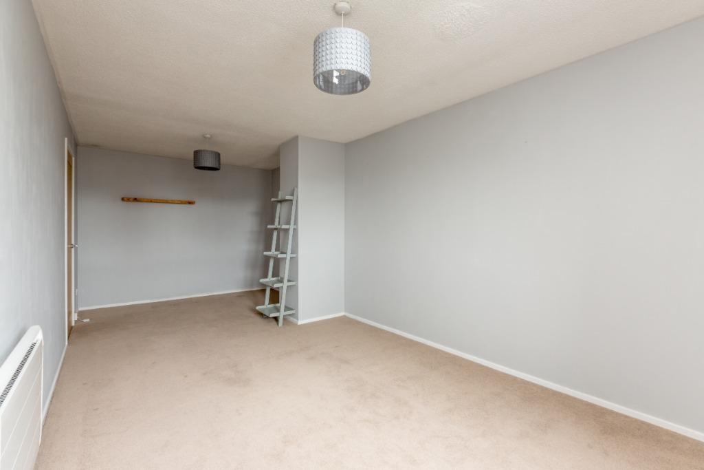 Apartment in Edinburgh - View 3